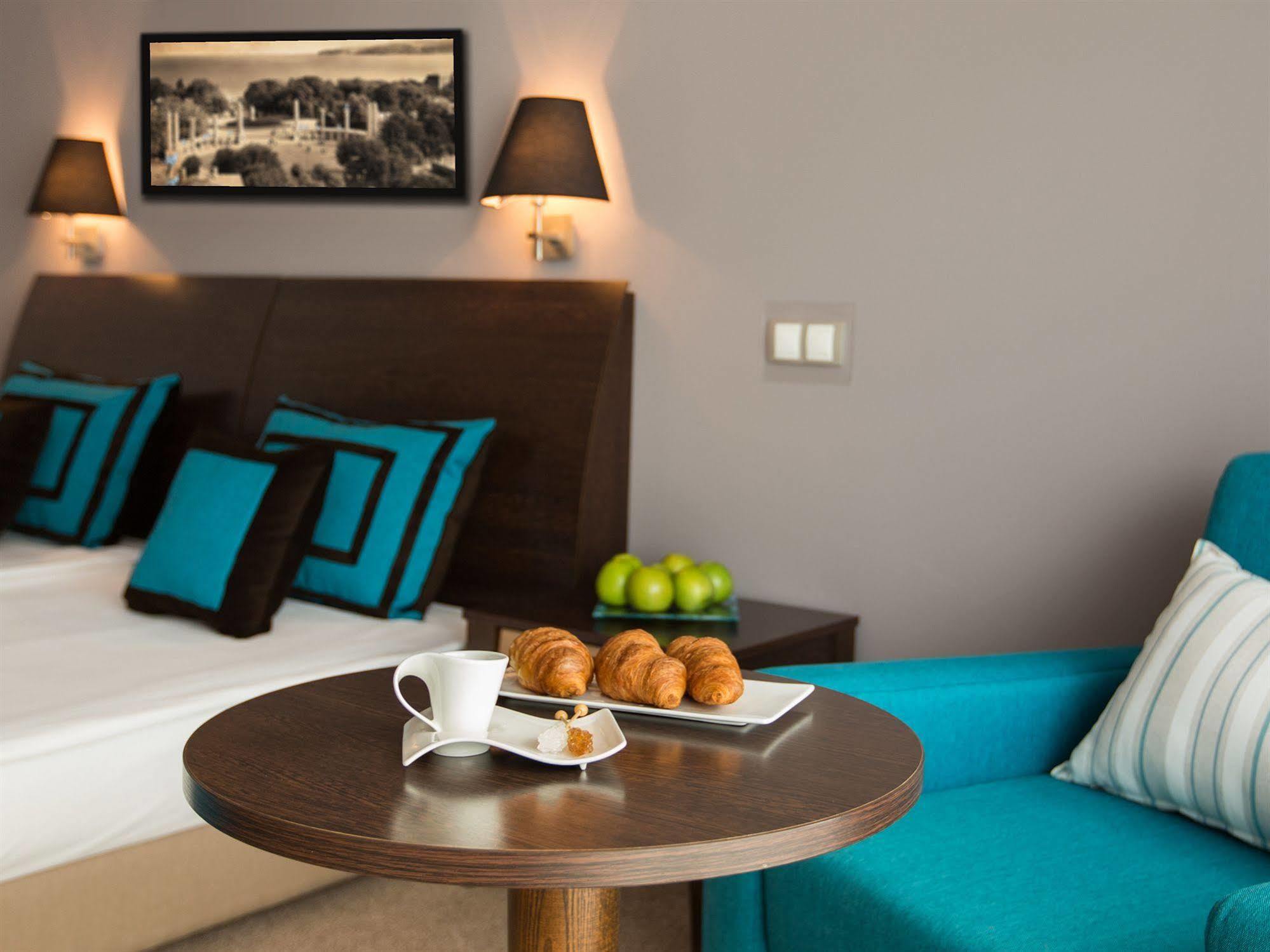 Astera Hotel & Spa With Free Private Beach Golden Sands Exterior foto